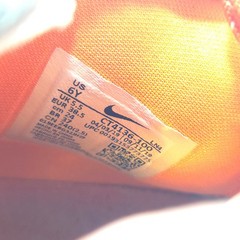 Nike Lebron 17 Bg future Air Ct4136-100 GS Kids Size 6Y orange white