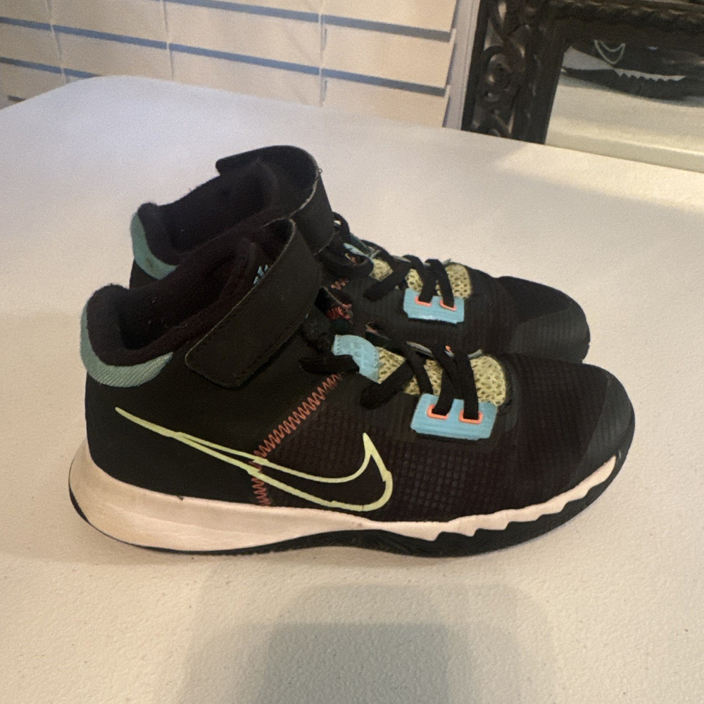 Nike Kyrie Irving Kids Athletic Sneakers Black/Blue/White Hook & Loop US 3