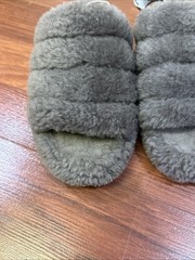 UGG Kid Fluff Yeah Slipper Sandal Elastic Backstrap Solid Gray Size US 13 EU 31