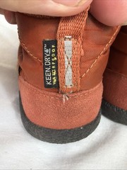 KEEN Little Kid Howser 2 Quilted Waterproof Chukka Boot Sz Youth Size 13