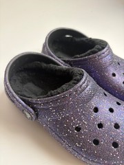 Crocs Classic Lined Glitter Clog Kids Sparkling Purple Iridescent Sz J2 kid shoe