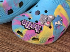 Crocs Marbled Tie Dye Clogs Colorful Size Kid’s J1 Teal Pink Yellow Sz 1