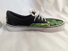 Vans x Marvel Comics (Hulk) Sneakers, Kids Size 3