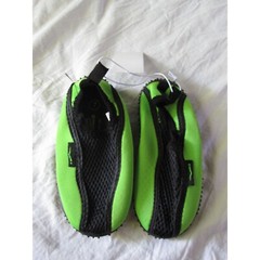 New Wave Runner size 7 toddler aqua water sock slip shoes Green Black Breathable