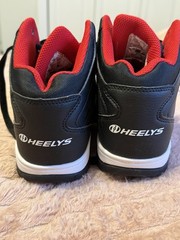 Heelys Scepter High Top Wheeled Lace-Up Sneakers Black/Red Kids US 2 EU 33