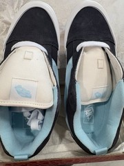VANS Knu Skool Low Top Suede Black Blue White Unisex Kids 7 US BNWT AT-4/87