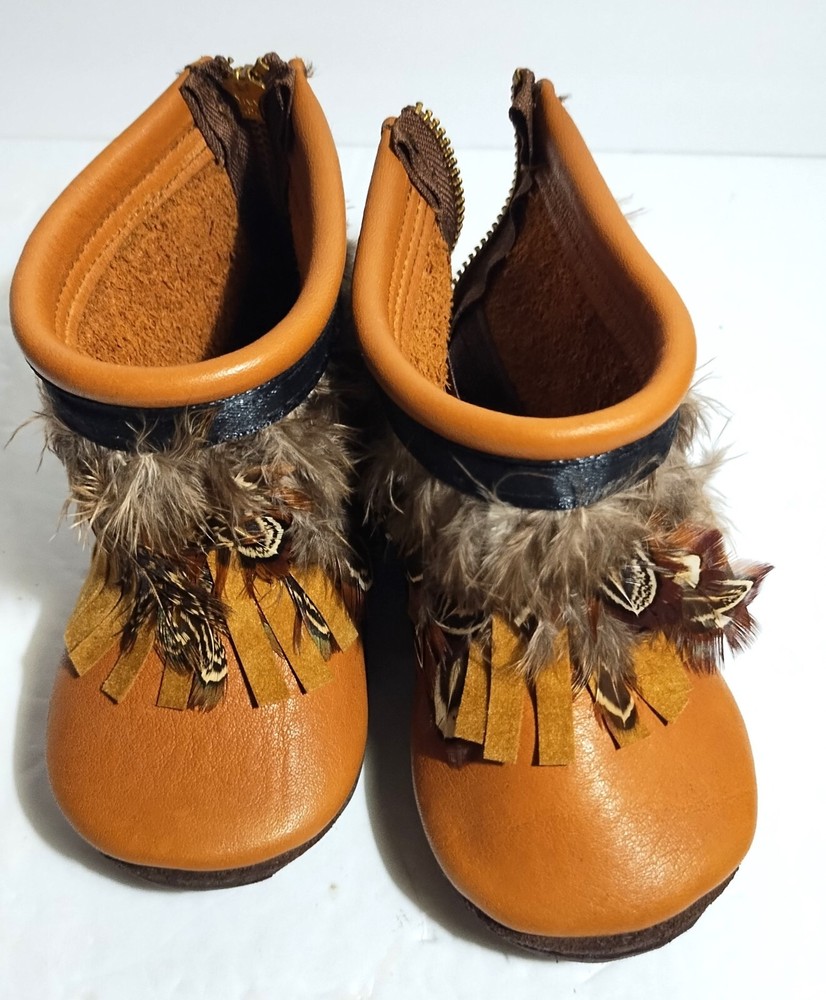 Gracious May Childs Leather Feather Fringe Boots–Size 5