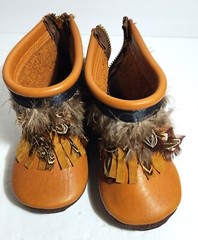 Gracious May Childs Leather Feather Fringe Boots–Size 5