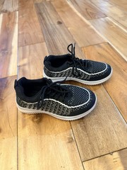 Kids Black Athletic Running Walking Shoes Youth Size 11