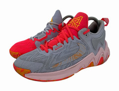 Nike Giannis Immortality 2 Size: 5.5Y Mid Hot Punch Mismatched Shoes DQ1943-600