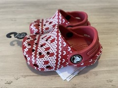Crocs Clogs Boys Girls Kids Size 4 Holiday Ugly Christmas Sweater Red White