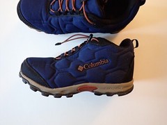 Kids Columbia Size 5 Mid Height Hiking Shoe Blue Waterproof Adjustable Slip On