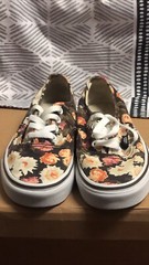 youth vans authentic abstract floral skate shoe boys 4 girls 5 1/2 $10