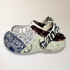 Crocs Classic Lined Bandana Zebra Clogs Kids J1 Paisley Faux Fur Multicolor NWT