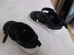Nike Tanjun Toddler Shoes Black White Hook and Loop Size 6C