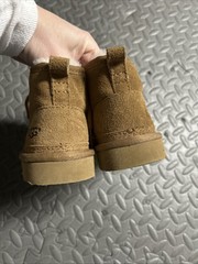 UGG Neumel boots Kid’s Size 11, Camel Color, Excellent Condition