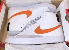 Nike Blazer Mid ’77