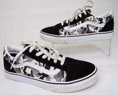 VANS Old Skool Low Top Skateboard Sneakers Youth Kids Size 6.5 Black White Suede
