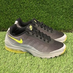 Nike AIR Max INVIGOR Size 5Y Black Gray Volt Green Youth Shoes Sneakers
