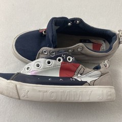 Tommy Hilfiger Size 12K Space Jam – A New Legacy Bugs Bunny Sneakers Shoes