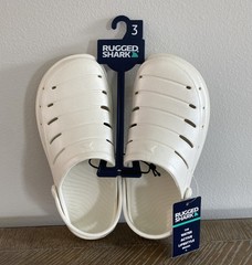 Rugged Shark Swivel Strap EVA Clogs Sandals Pearl White Youth Unisex Size 3 NWT
