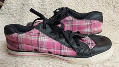 DC Chelsea Black Pink White Plaid Charm Skate Shoes Youth Size 4