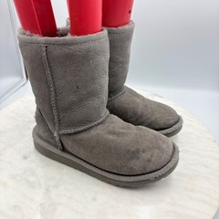UGG Classic Short II Boots Size 1 Grey Suede Sheepskin Lining 5251 Warm Winter
