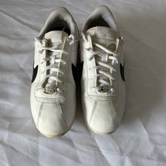 Nike Cortez 72 Classic Youth Size 6 White/Black Leather Sneakers