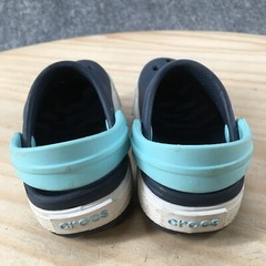 Crocs Sandals Child 4-5 Clog Slingback Blue Round Toe Perforated Casual Comfort
