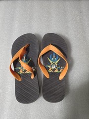 old navy youth flip flop sandals