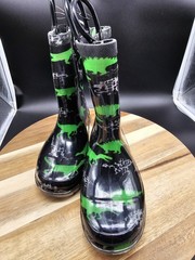 Childrens Light Up Dinosaur Pull On Rain Boots Size 9/10