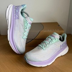 HOKA ONE ONE Clifton 9 ‘Sunlit Ocean/Lilac Mist Kids Sneakers- SZ 7 Y- 8.5 W