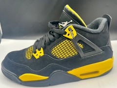 Air Jordan (GS) 4 Retro „THUNDER“ Size 7Y 408452-017 Used Shoes *READ*