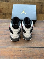 Nike Jordan 8 Retro PS Bugs Bunny White Black True Red 305369 100 Size 2.5 Y