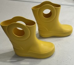 Okabashi Kids Yellow Kendall Rain boots Size 10 EU 27