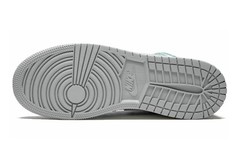 Jordan 1 Retro High ‚Turbo Green‘ GS – 575441-311 MT
