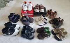 NWOB Navy Blue/Red/White Hook & Loop Sandals Baby/Toddler Size 4? Girl/Boy