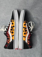 VANS Old Skool Trainers Kids Digi Flame Black Orange Youth Size 6 Sneakers Skate