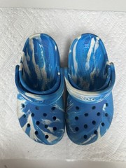 CROCS, Kid’s Classic Clogs, Blue Marbled, C10