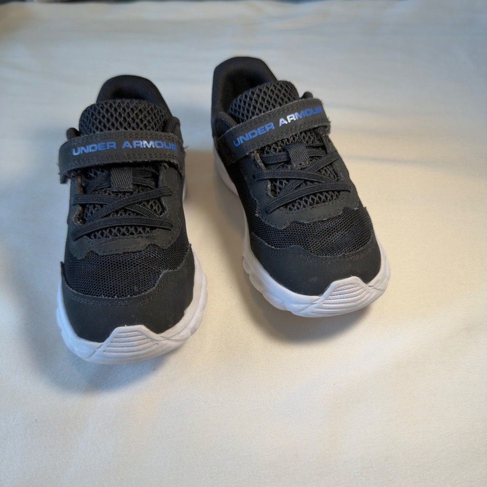 Under Armour Assert 9 AC Kids Running Shoes Black Grey Lime 3024637-005 Size 10K