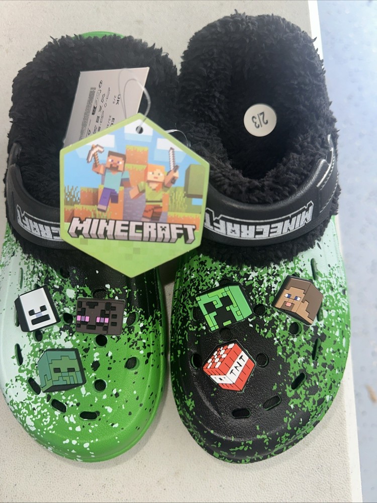 Minecraft Croc Style Size 5/6 Shoes