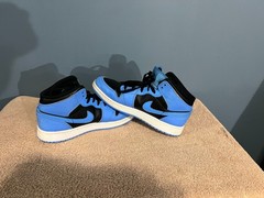 Size 7 (GS) – Jordan 1 Mid University Blue Black