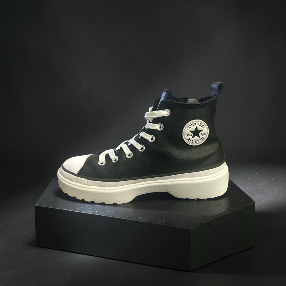Converse Lugged Lift Platform Black Leather Zip Sneakers Youth Size 6.5