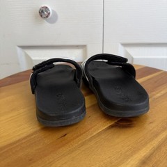 Adidas Adilette Comfort Adjustable Slides Youth Size 1 Sporty Travel Activewear