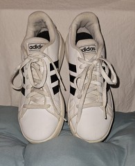 adidas White/Black Low Top Lace-Up Athletic Sneaker Unisex Adults EF6809