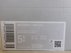 Nike Air Force 1 WW Worldwide Pack (GS) Black-Flash Crimson 5.5Y [CN8533-001]