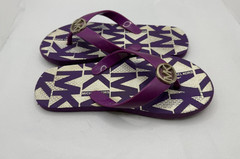 CHIC MICHAEL KORS MONOGRAM LOGO KIDS SANDALS! (SIZE 3-4Y)