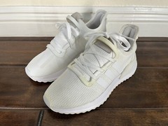 Adidas Kids U-Path Run Triple White Lace up Sneakers US SIZE 4 (Youth)