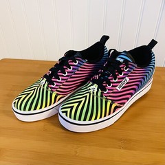 Heelys PRO 20 PRINTS BLACK RAINBOW Zebra Print Skate Rolling Shoe Women 5 YTH 4