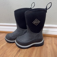 Muck Boot Company Kids Black Waterproof Rubber Neoprene Boots Size C7 US 24 EU
